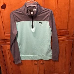 1/4 zip top